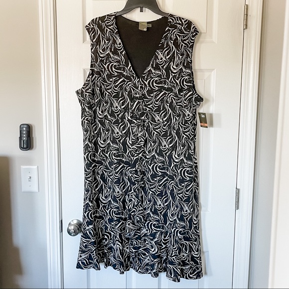 NWT Taylor Woman Ruffle Dress 9770LJ - 24W - Picture 3 of 6